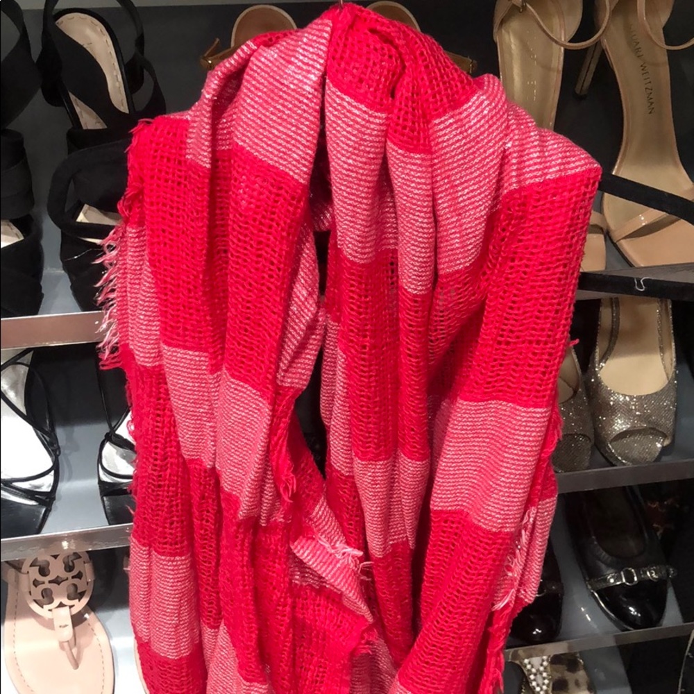 Wrap scarves OS